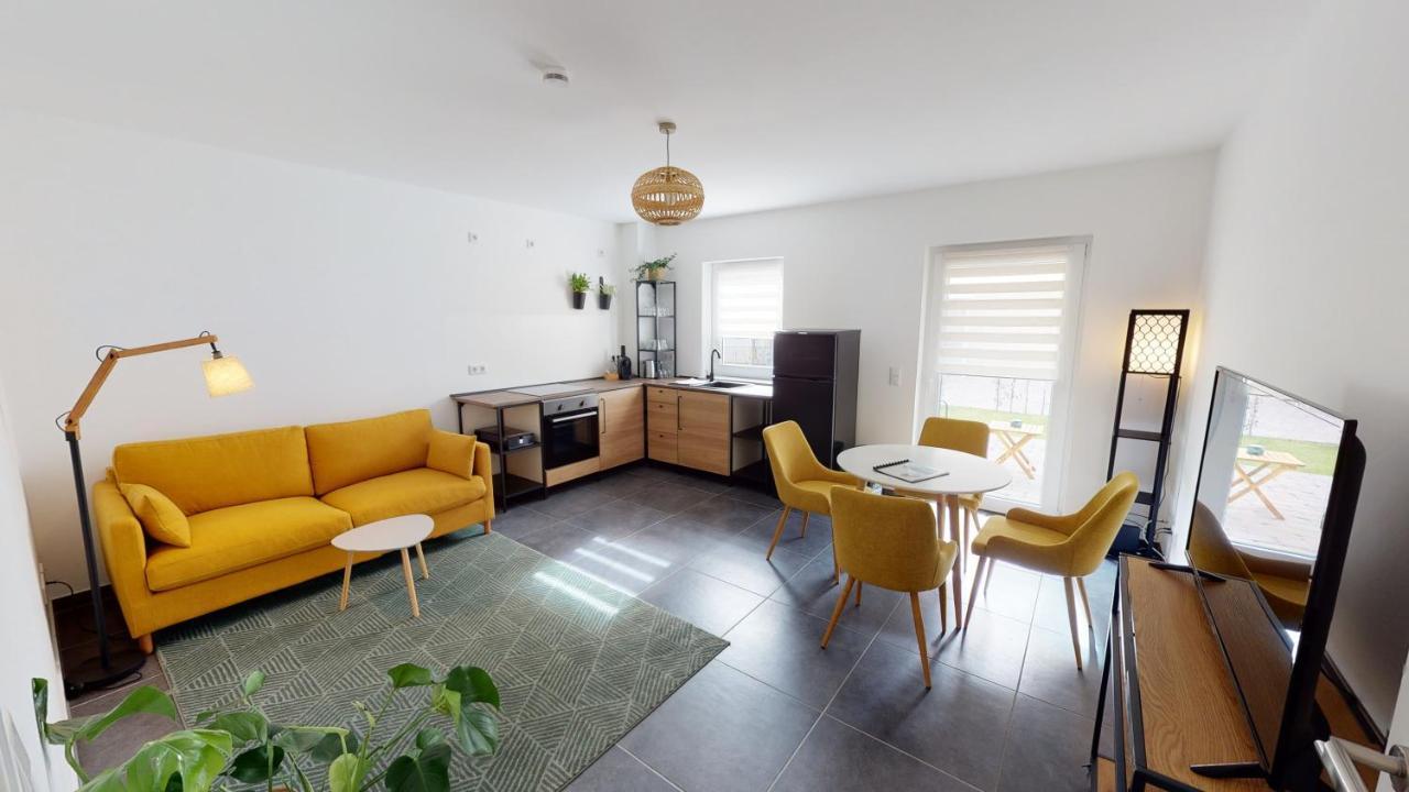 Aparthotel Travel Art Boardinghouse Neuruppin Esterno foto